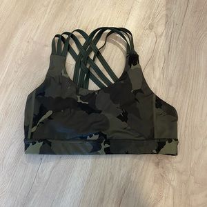 Lululemon sports bra